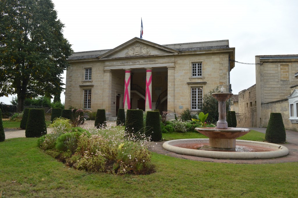 mairie fontaine roses